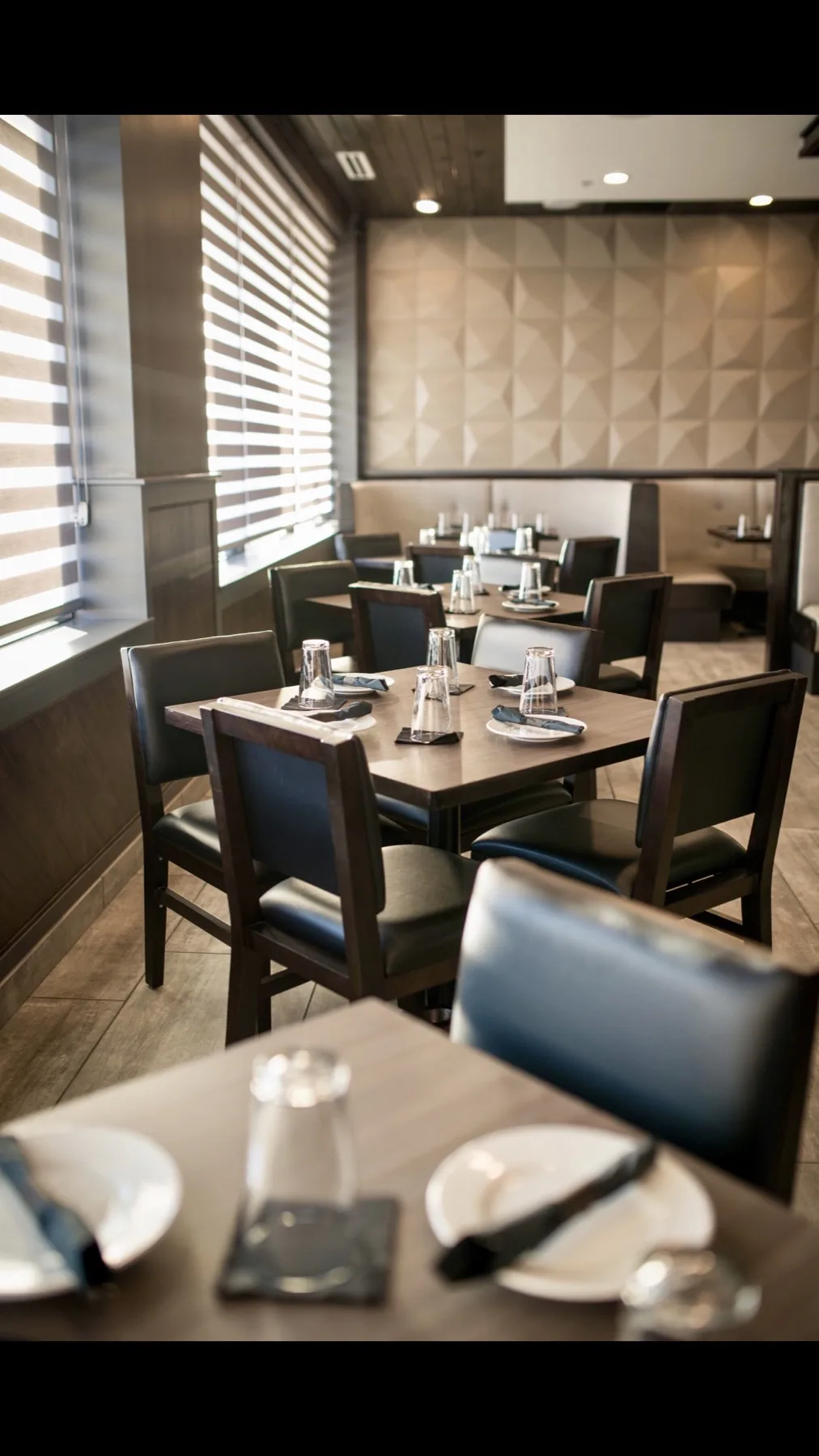 Private dining room at L.A. Bistro Canton